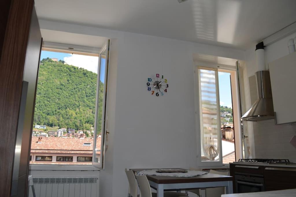 Magnifico Appartamento Centro Como - Rusconi 33 Exteriör bild